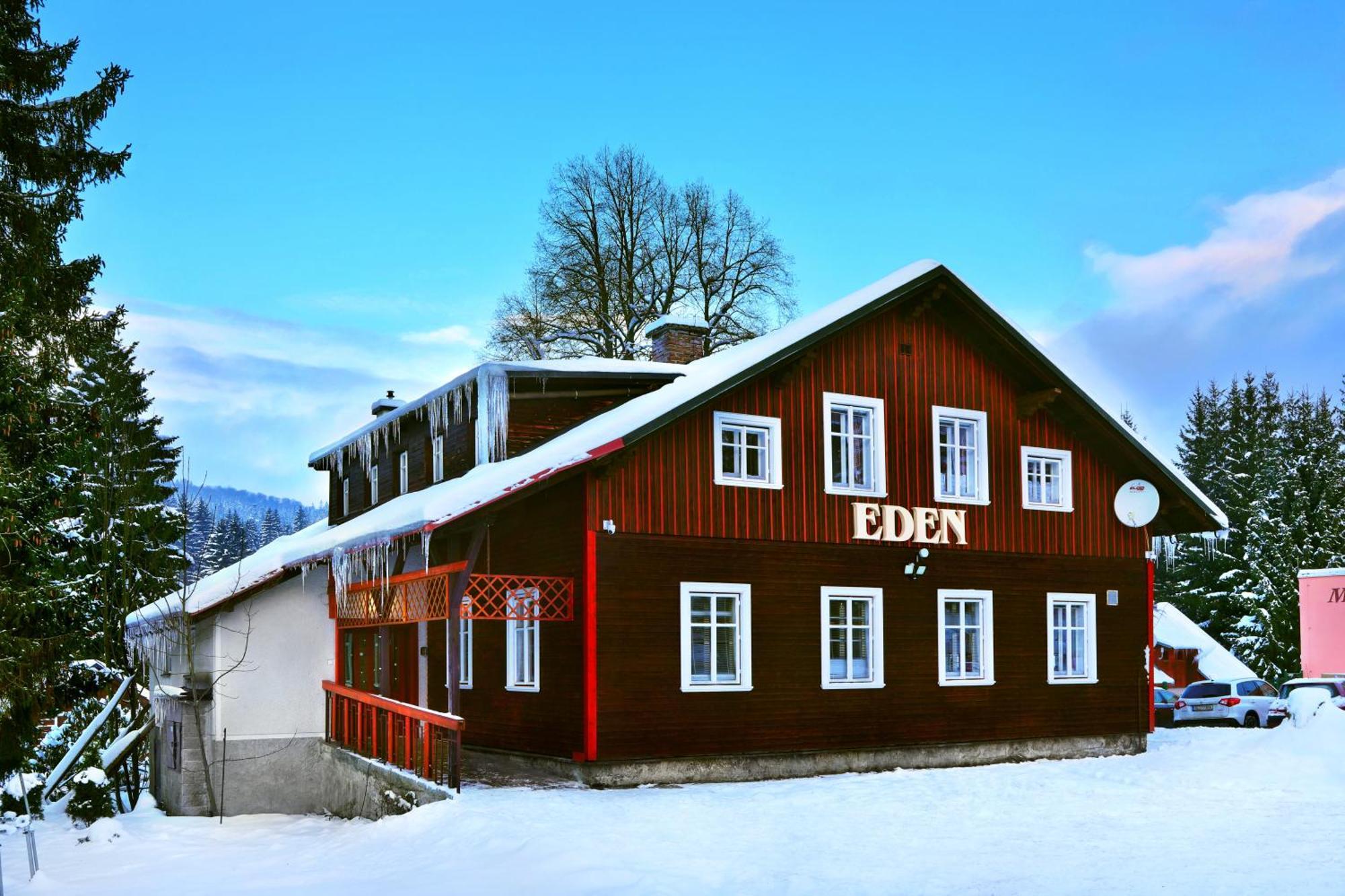Eden Chalet