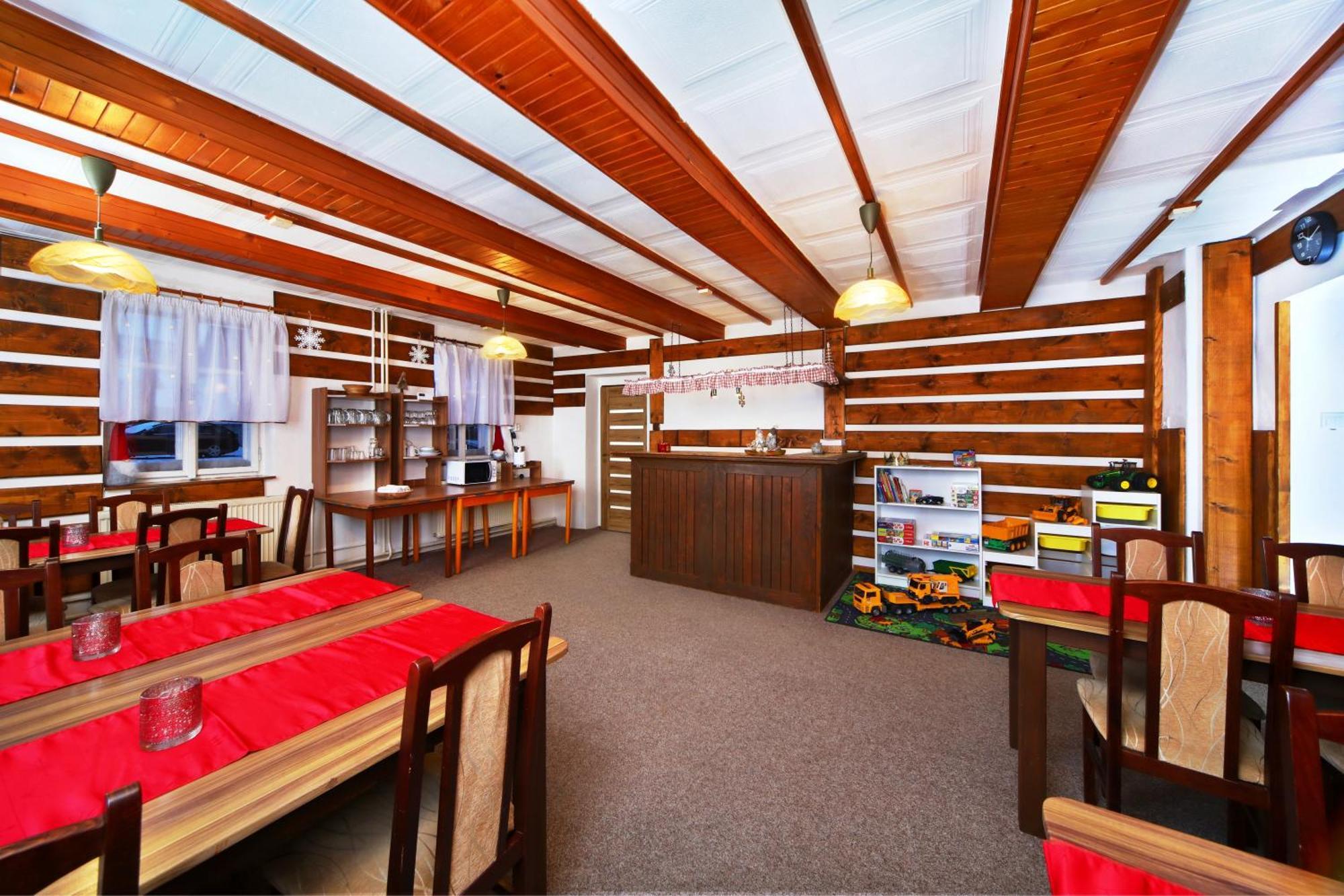 Eden Chalet